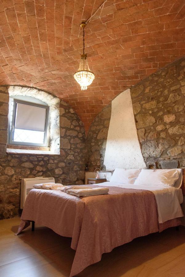 Casale 1541 Bed & Breakfast Bolsena Exterior photo