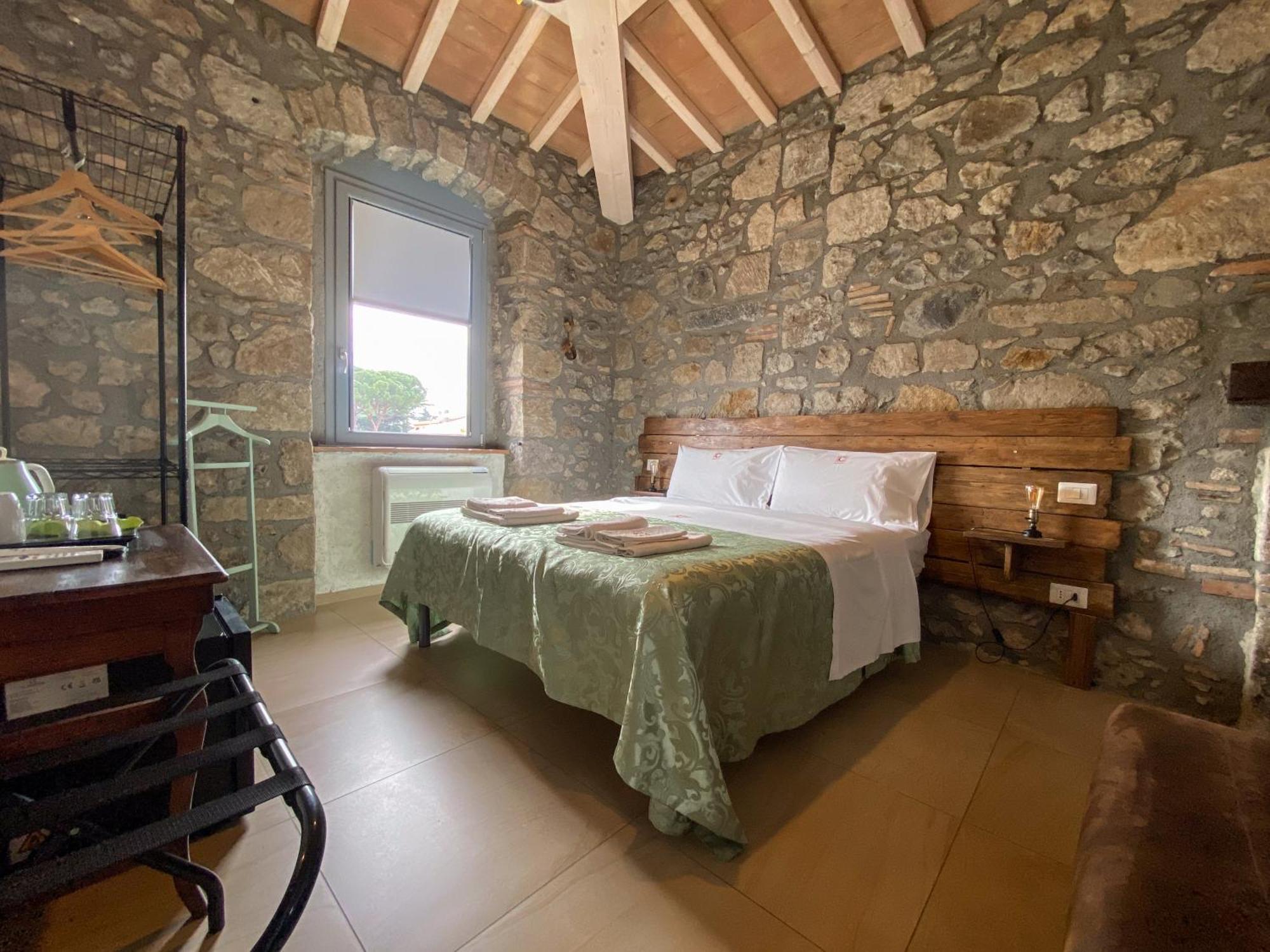 Casale 1541 Bed & Breakfast Bolsena Exterior photo